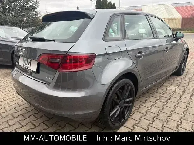 Gebraucht Audi A3 Sport 140 PS (102 kW) 2016 Monsungrau Limousine