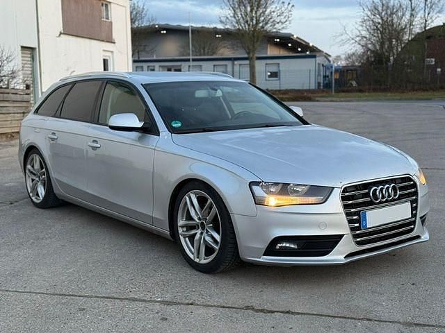 Gebraucht Audi A4 Attraction 120 PS (88 kW) 2012 Silber Kombi