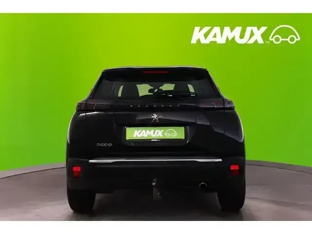 Gebraucht Peugeot 2008 Active 110 PS (80 kW) 2021 Schwarz SUV
