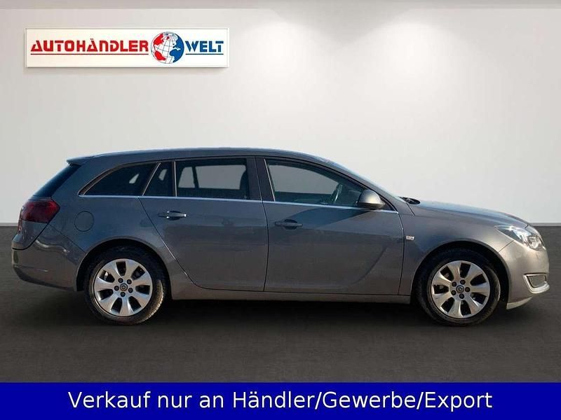 Gebraucht Opel Insignia Edition 140 PS (102 kW) 2015 Grau Kombi