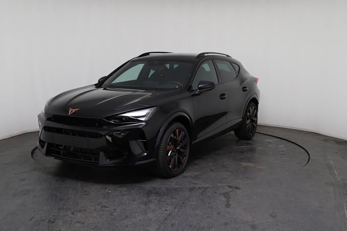 Neu Cupra Formentor VZ 333 PS (244 kW) 2025 Schwarz, midnight black 0e0e schwarz, midnight black 0e0e SUV