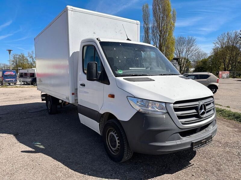 Weiß Gebraucht 2020 Mercedes Sprinter Van | 25.890 € (Fairer Preis) - Bild 1/4