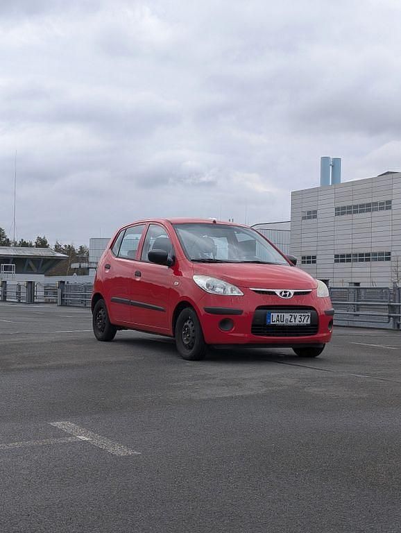 Gebraucht Hyundai i10 Classic 67 PS (49 kW) 2009 Rot Kleinwagen