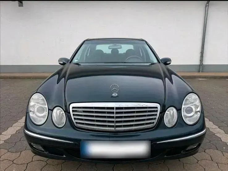 Usata Mercedes E320 224 CV (164 kW) 2004 Nero Berlina
