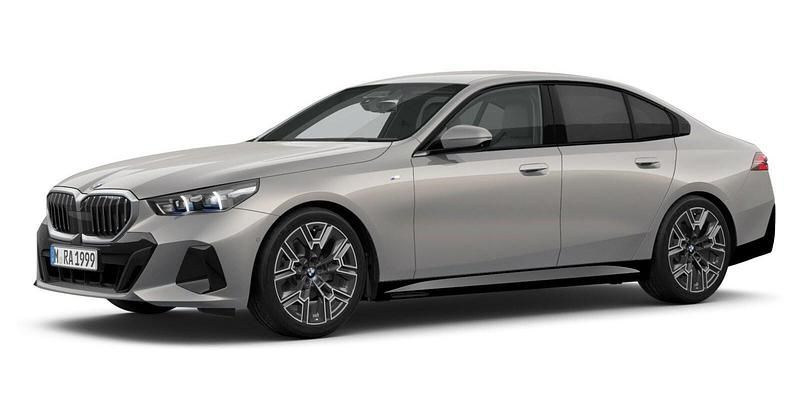 Grau Gebraucht 2025 BMW 520 Comfort Edition Limousine | 56.198 € (Fairer Preis) - Bild 1/4