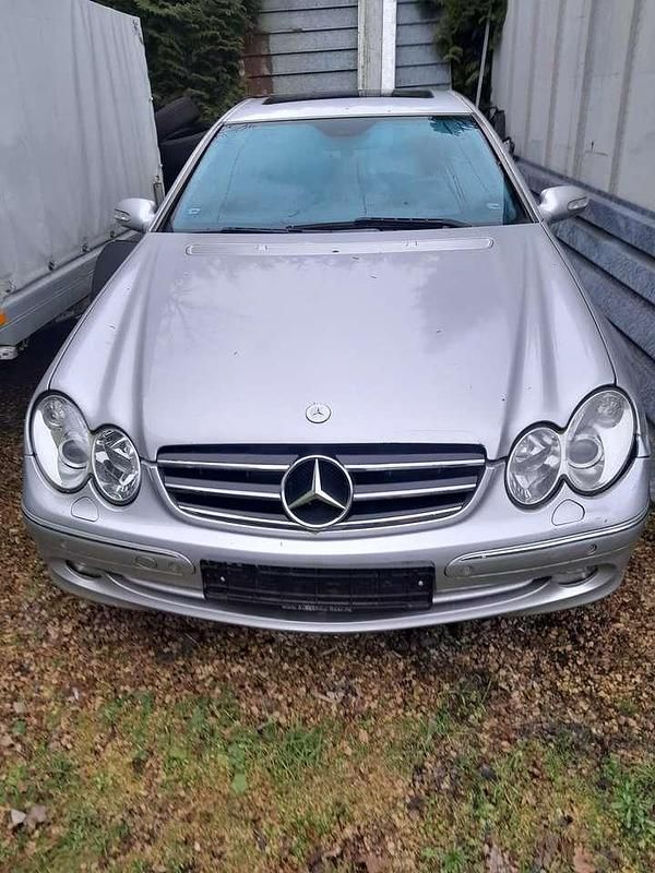 Gebraucht Mercedes CLK270 Avantgarde 170 PS (125 kW) 2003 Other Coupé