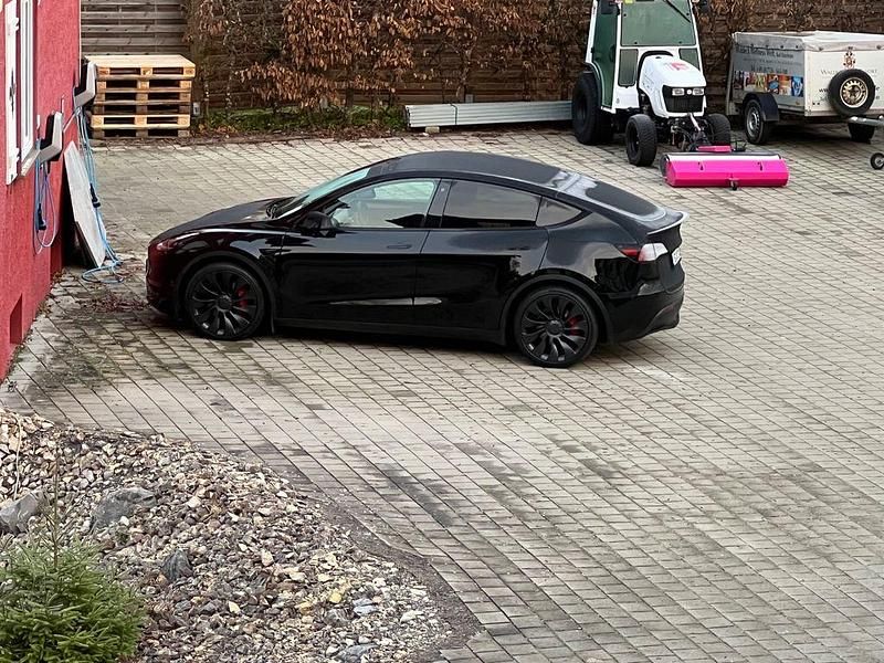 Gebraucht Tesla Model Y Performance 320 kW (436 PS) 2022 Schwarz SUV