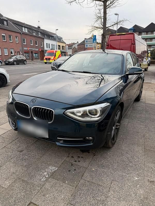 Blau Gebraucht 2013 BMW 114 M Sport Kleinwagen | 3.990 € (Superpreis) - Bild 1/4