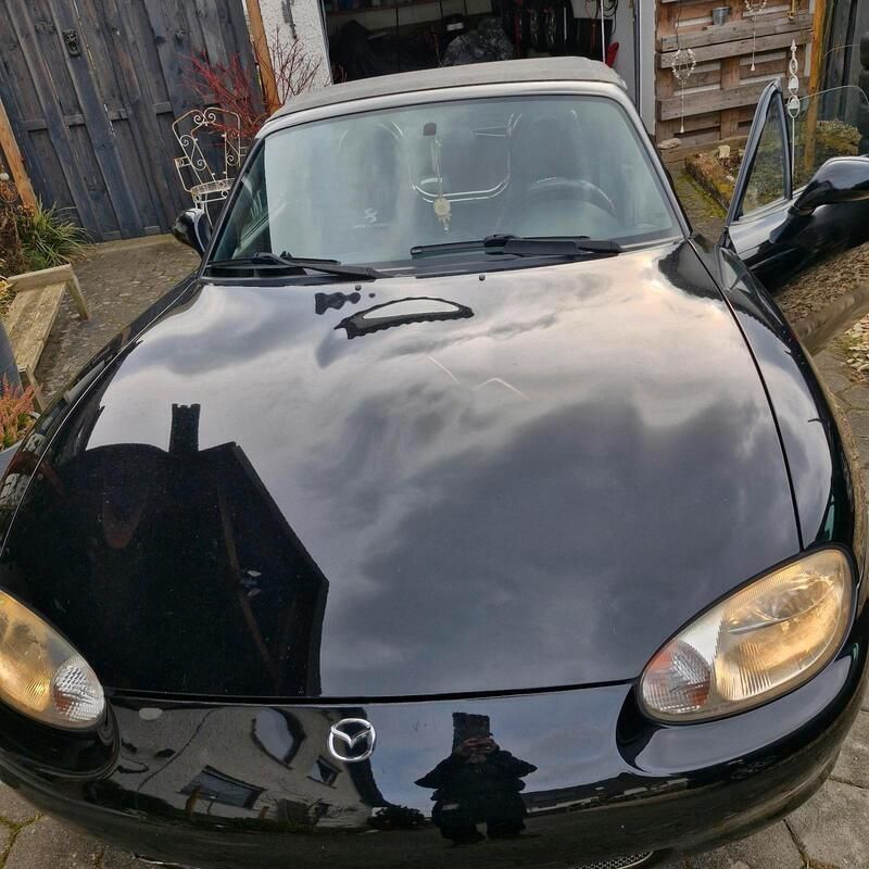Schwarz Gebraucht 2000 Mazda MX5 Cabrio | 4.099 € (Fairer Preis) - Bild 1/4