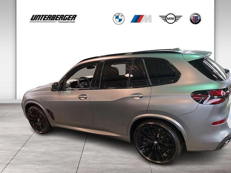 Gebraucht BMW X5 M Sport 352 PS (258 kW) 2025 Grau SUV
