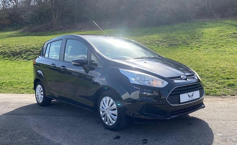 Second-hand Ford B-MAX SYNC Edition 101 CP (74 kW) 2014 Negru Monovolum