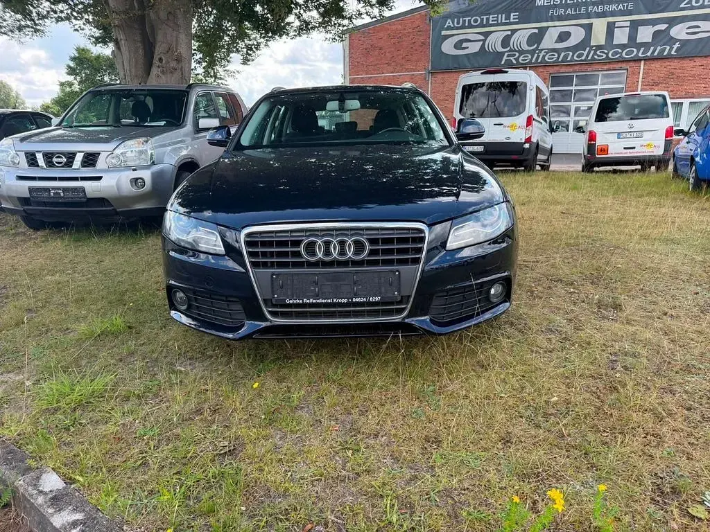 Gebraucht Audi A4 Ambiente 160 PS (117 kW) 2008 Schwarz Kombi