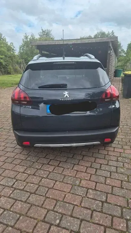 Gebraucht Peugeot 2008 Allure 120 PS (88 kW) 2018 Schwarz SUV
