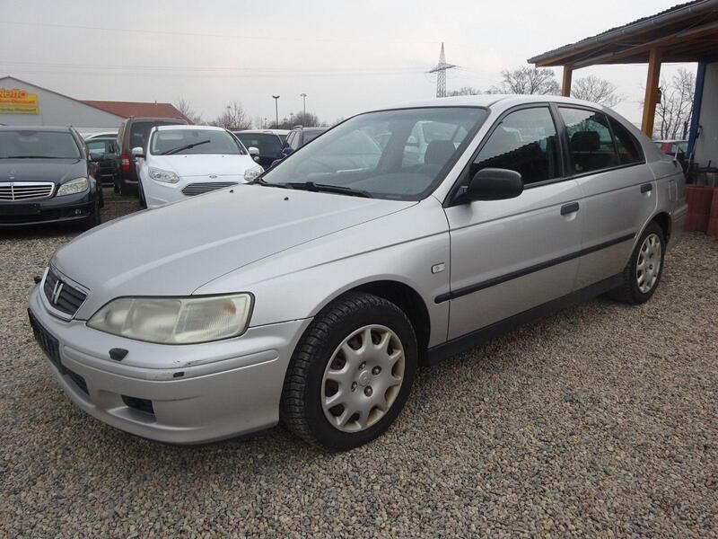 Grau Gebraucht 2000 Honda Accord LS Limousine | 750 € (Fairer Preis) - Bild 1/4