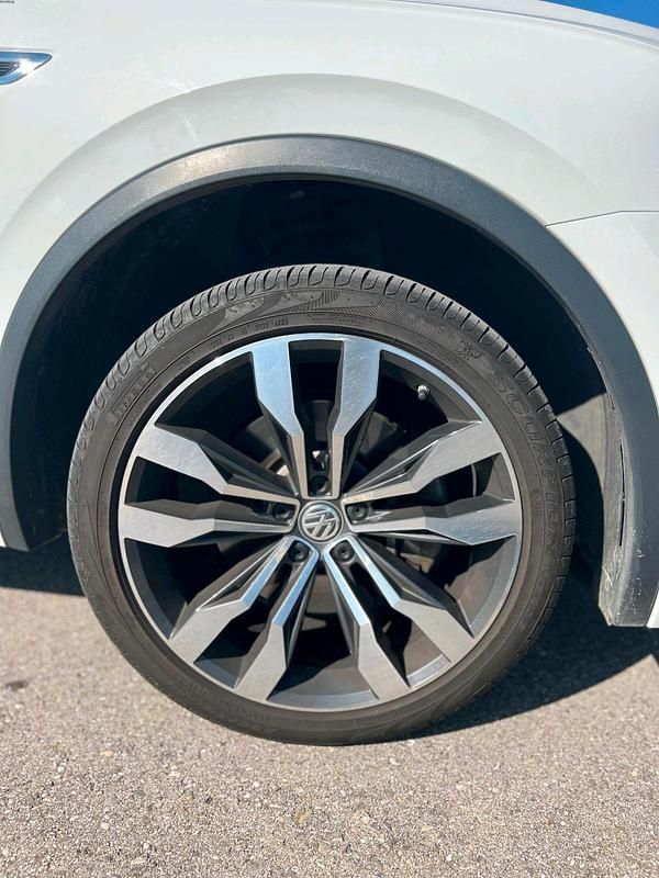 Gebraucht VW Tiguan Allspace 239 PS (175 kW) 2020 Weiß SUV