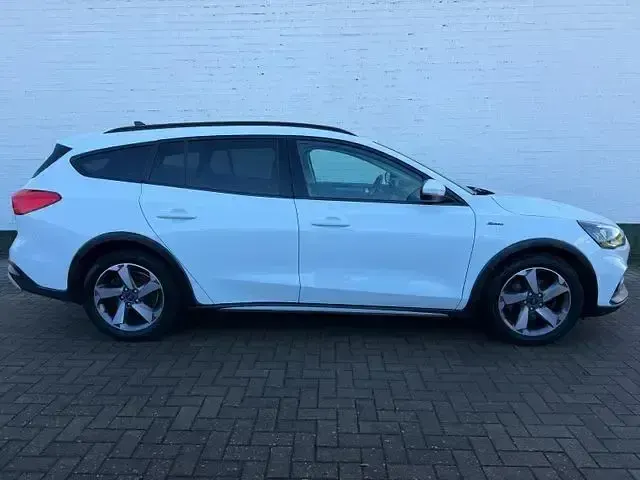 Second-hand Ford Focus Active 150 CP (110 kW) 2022 Alb Break