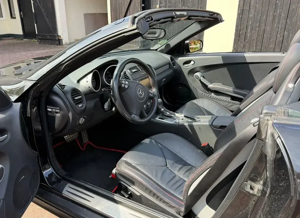 Gebraucht Mercedes SLK350 Sport 272 PS (200 kW) 2007 Schwarz Cabrio