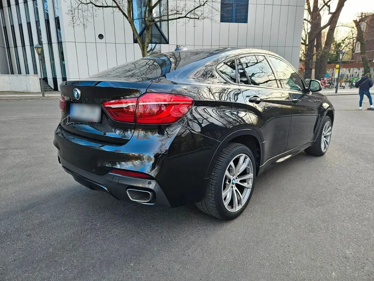 Käytetty BMW X6 Performance 258 HP (189 kW) 2014 Musta Katumaasturi