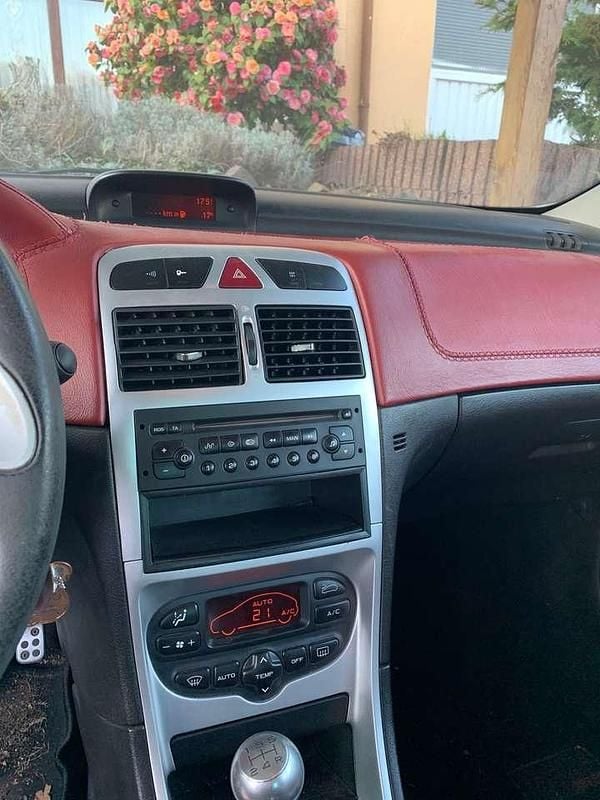 Gebraucht Peugeot 307 CC 136 PS (100 kW) 2004 Cabrio