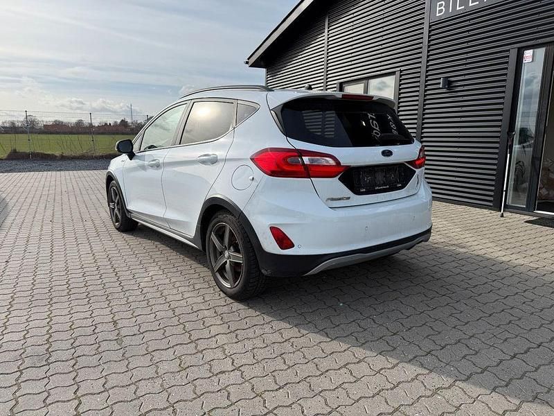 Gebraucht Ford Fiesta Active 140 PS (102 kW) 2019 Weiß Kleinwagen