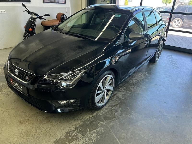 Schwarz Gebraucht 2015 Seat Leon ST FR Kombi | 10.500 € (Superpreis) - Bild 1/4