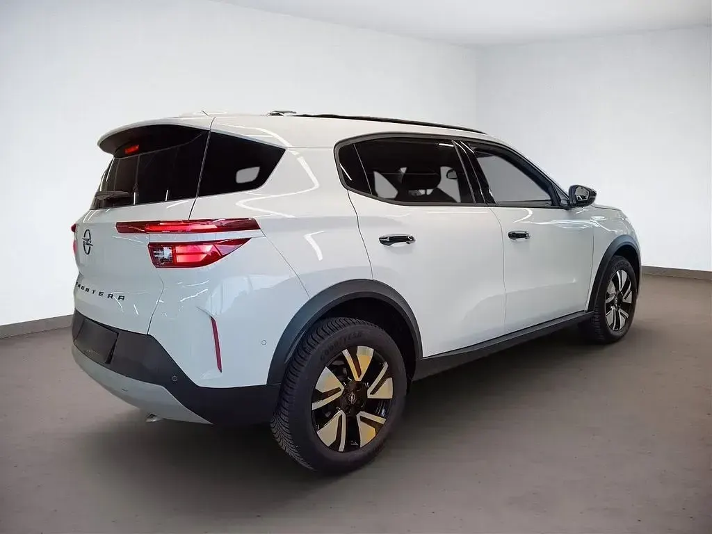 Gebraucht Opel Frontera 136 PS (100 kW) 2025 Weiß SUV