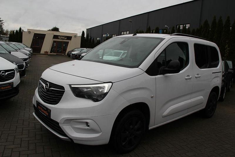 Gebraucht Opel Combo Life Ultimate 131 PS (96 kW) 2023 Weiß SUV