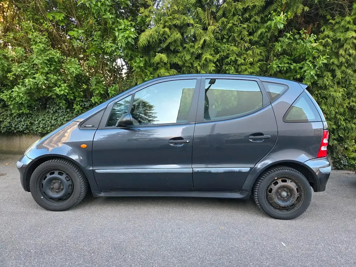 Gebraucht Mercedes A160 2001 Schwarz Kleinwagen