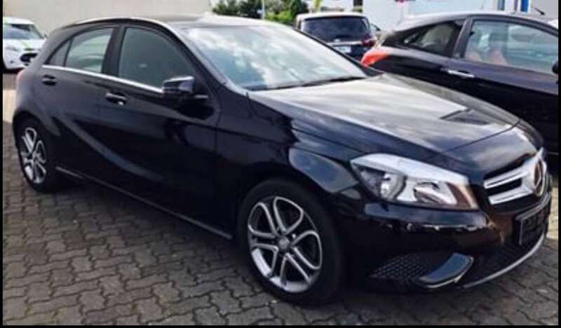 Schwarz Gebraucht 2013 Mercedes A180 Urban Limousine | 15.200 € (Fairer Preis) - Bild 1/4