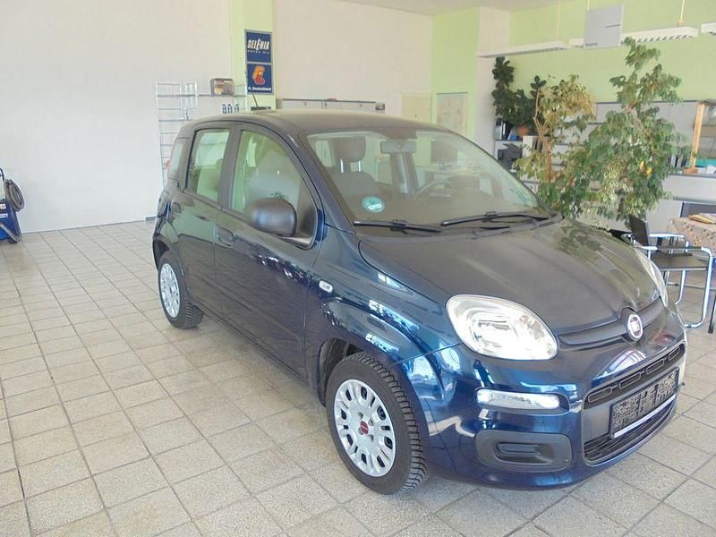 Gebraucht Fiat Panda Easy 69 PS (50 kW) 2019 Blau Kleinwagen