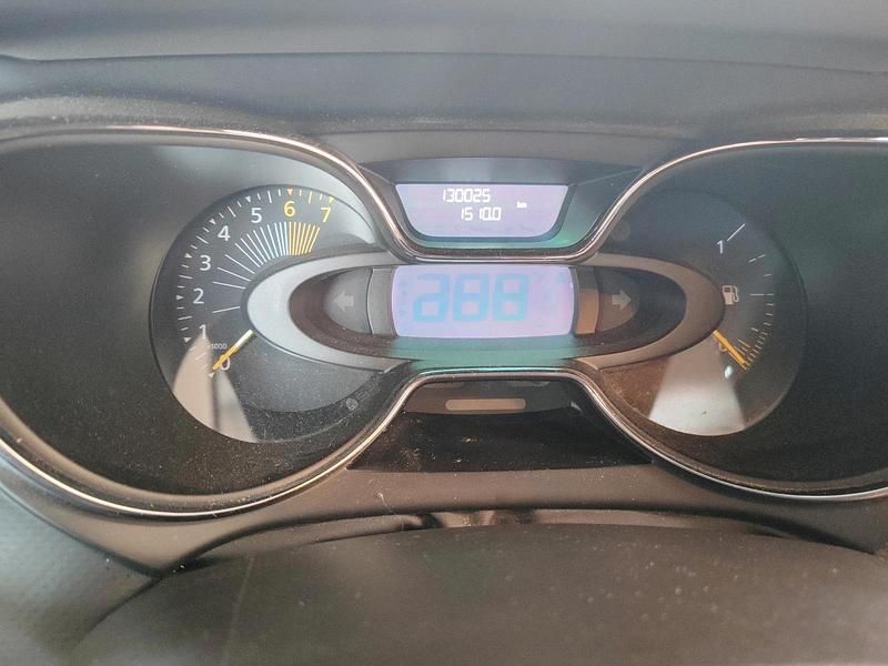 Gebraucht Renault Captur Luxe 90 PS (66 kW) 2015 Orange SUV