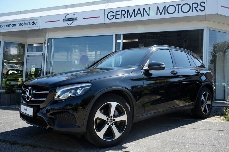 Schwarz Gebraucht 2018 Mercedes GLC220 Exclusive SUV | 29.999 € (Fairer Preis) - Bild 1/4