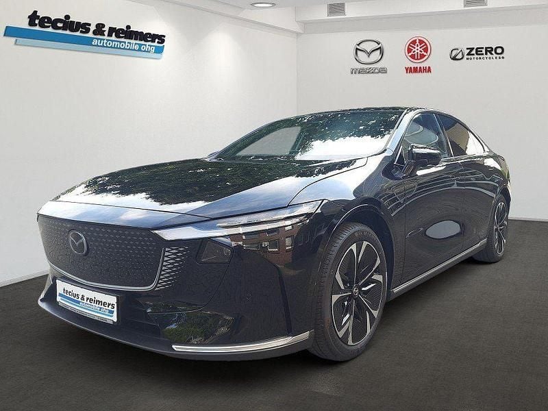 Schwarz Neu 2025 Mazda 6e Takumi-Line Limousine | 42.145 € (Fairer Preis) - Bild 1/3