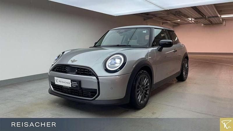 Melting silver iii Gebraucht 2024 Mini Cooper Coupé Classic Coupé | 26.849 € - Bild 1/4