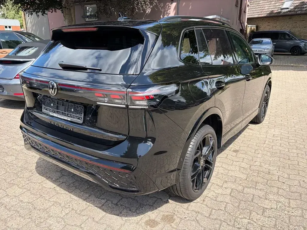 Gebraucht VW Tiguan Style 193 PS (141 kW) 2025 Schwarz SUV