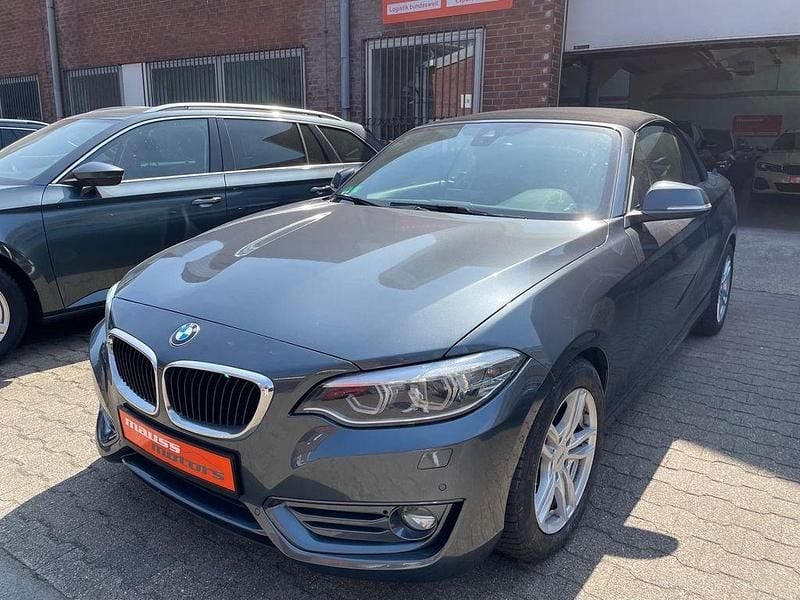 Gebraucht BMW 220 Advantage 190 PS (139 kW) 2019 Grau Cabrio