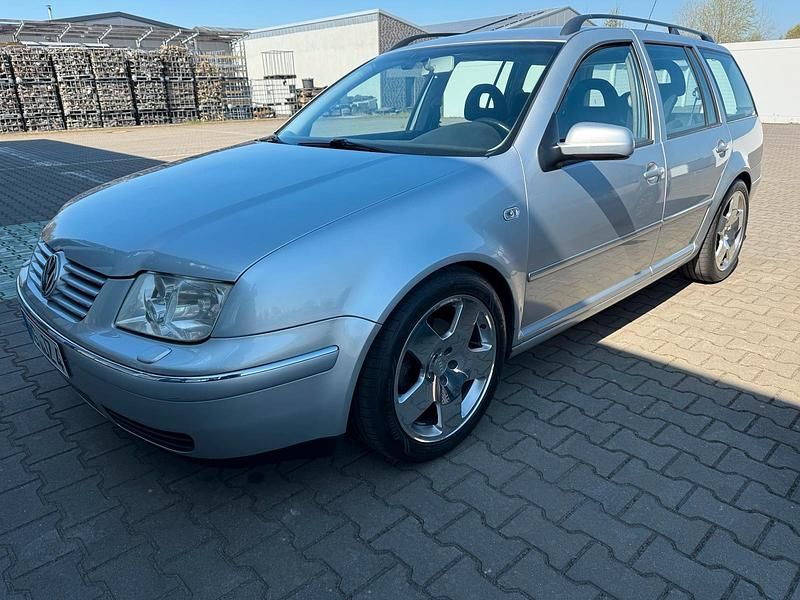 Silber Gebraucht 2001 VW Bora Limousine | 2.150 € (Fairer Preis) - Bild 1/4