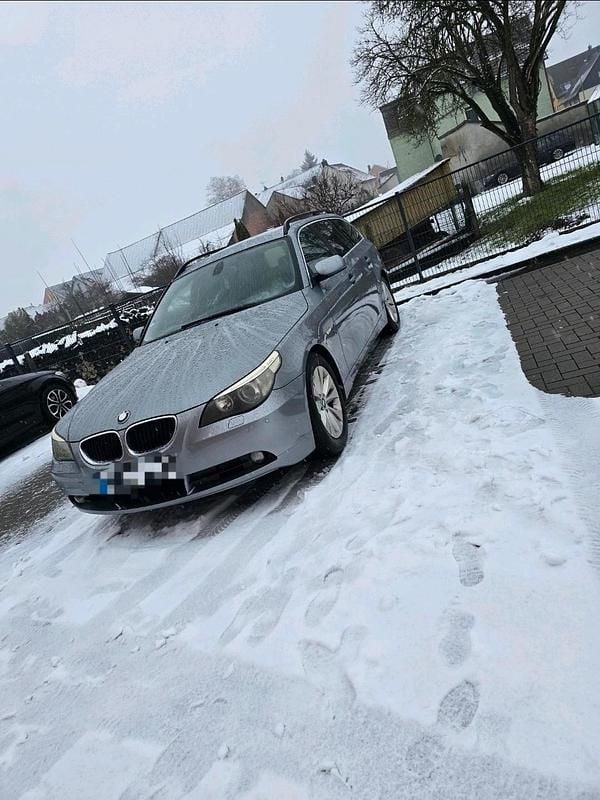 Gebraucht BMW 525 177 PS (130 kW) 2005 Grau Kombi