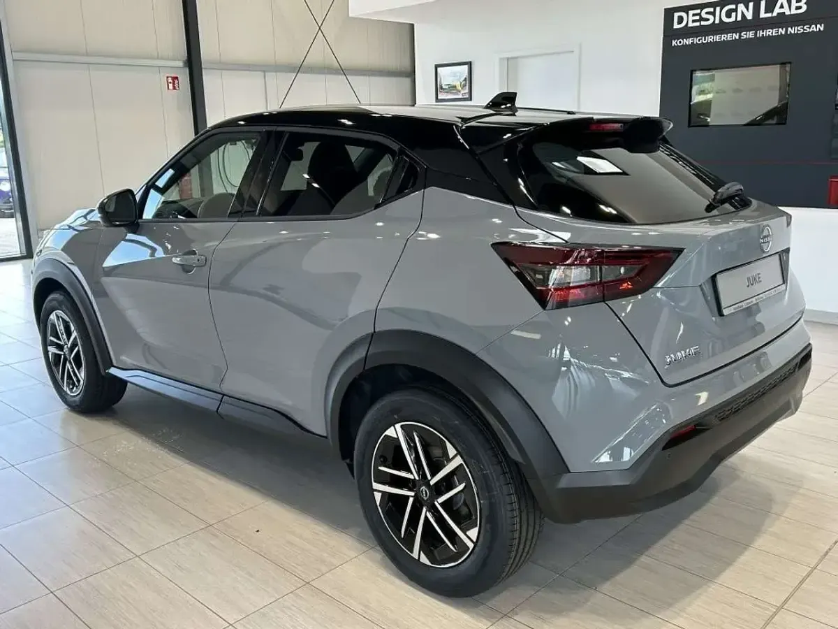 Neu Nissan Juke N-Connecta 114 PS (83 kW) 2025 Ceramic grey/black SUV