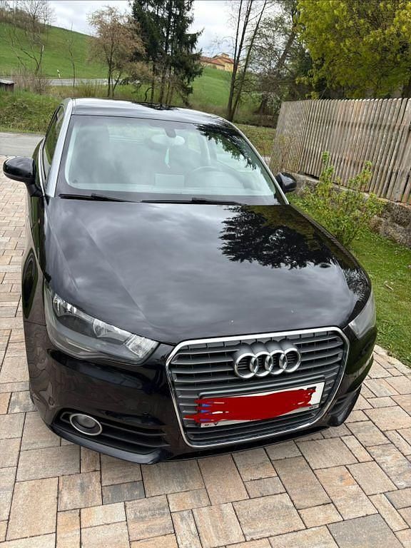 Gebraucht Audi A1 Ambition 86 PS (63 kW) 2013 Schwarz Kleinwagen