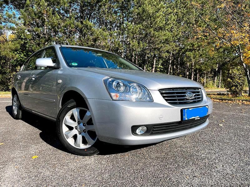 Silber Gebraucht 2007 Kia Magentis Limousine | 3.499 € - Bild 1/4