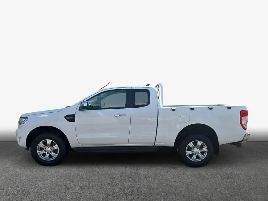Gebraucht Ford Ranger XLT 170 PS (125 kW) 2021 Weiß Pickup