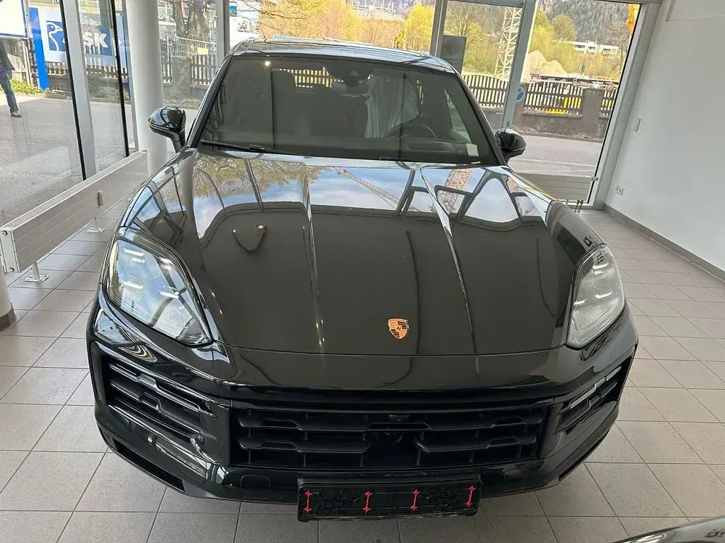 Gebraucht Porsche Cayenne 475 PS (349 kW) 2025 Schwarz SUV
