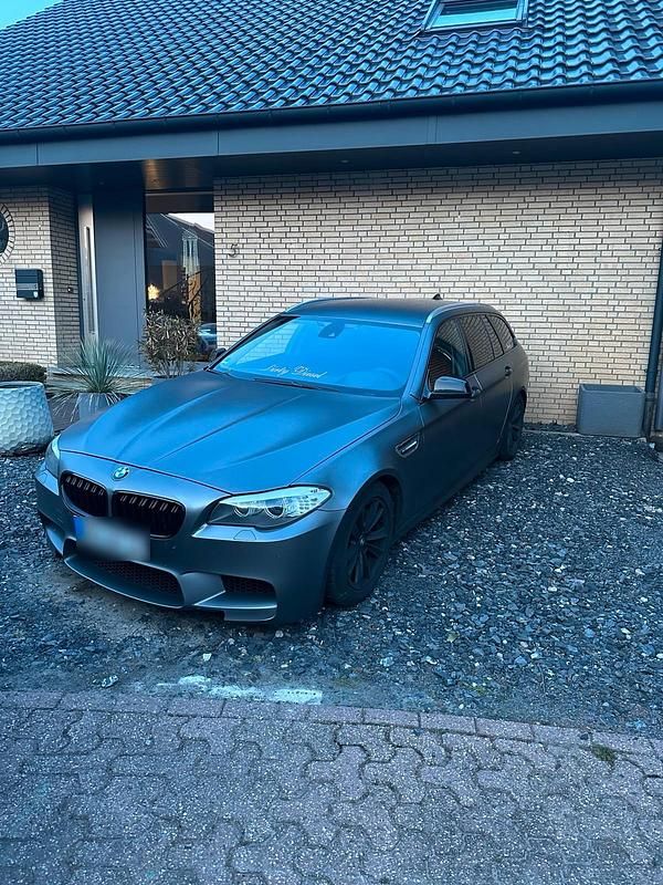 Gebraucht BMW 530 258 PS (189 kW) 2010 Andere farben Kombi