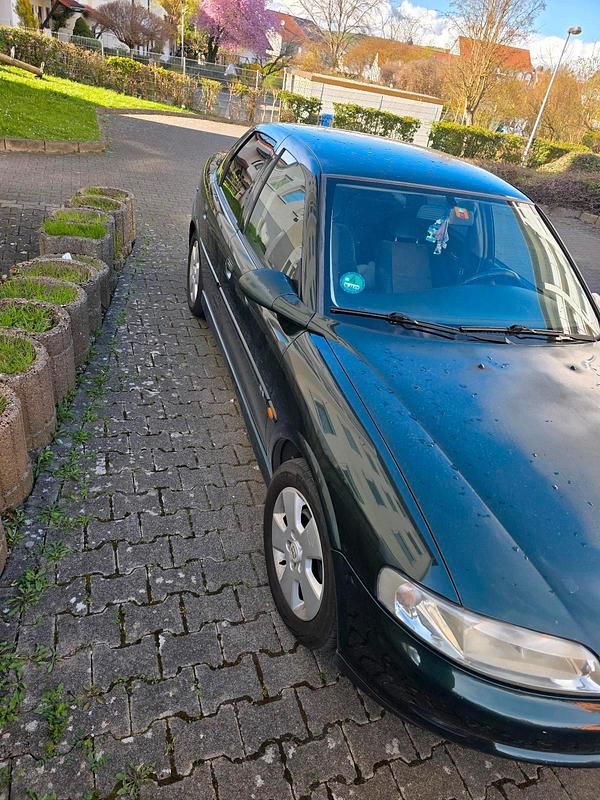 Gebraucht Opel Vectra 116 PS (85 kW) 2000 Grün Limousine