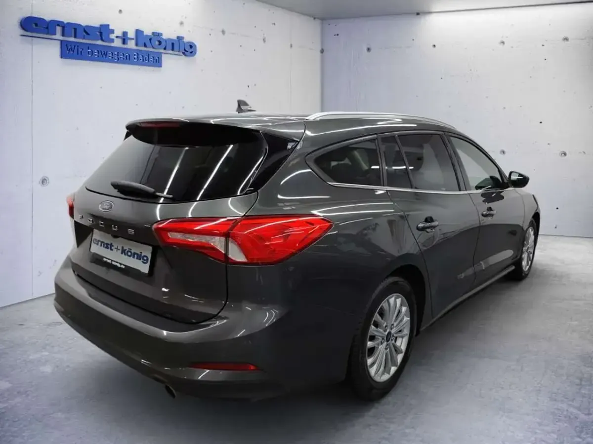 Gebraucht Ford Focus Titanium 150 PS (110 kW) 2022 Magnetic Kombi