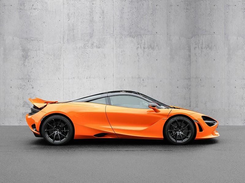 Gebraucht McLaren 750S 751 PS (552 kW) 2024 Orange Coupé