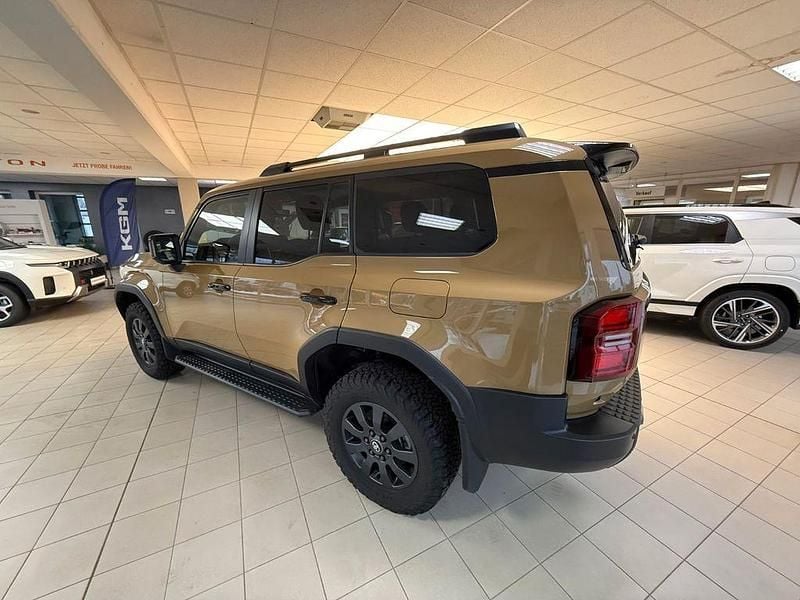 Gebraucht Toyota Land Cruiser Executive 205 PS (150 kW) 2024 Braun SUV
