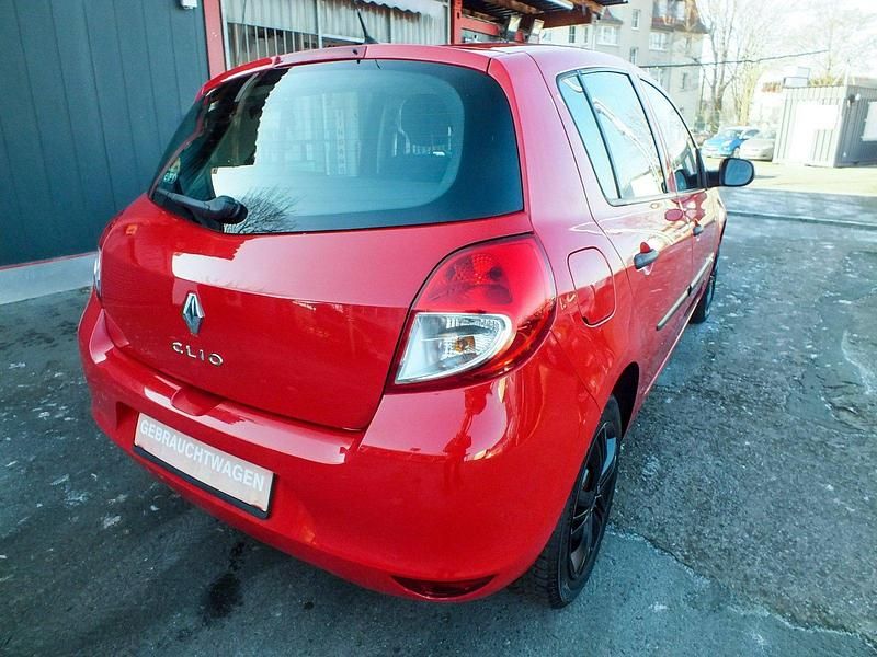Gebraucht Renault Clio IV 75 PS (55 kW) 2012 Kleinwagen