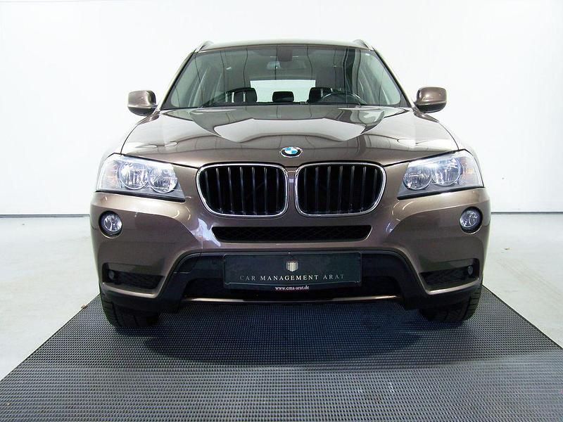 Gebraucht BMW X3 Performance 184 PS (135 kW) 2013 Sparkling bronze (metallic) SUV